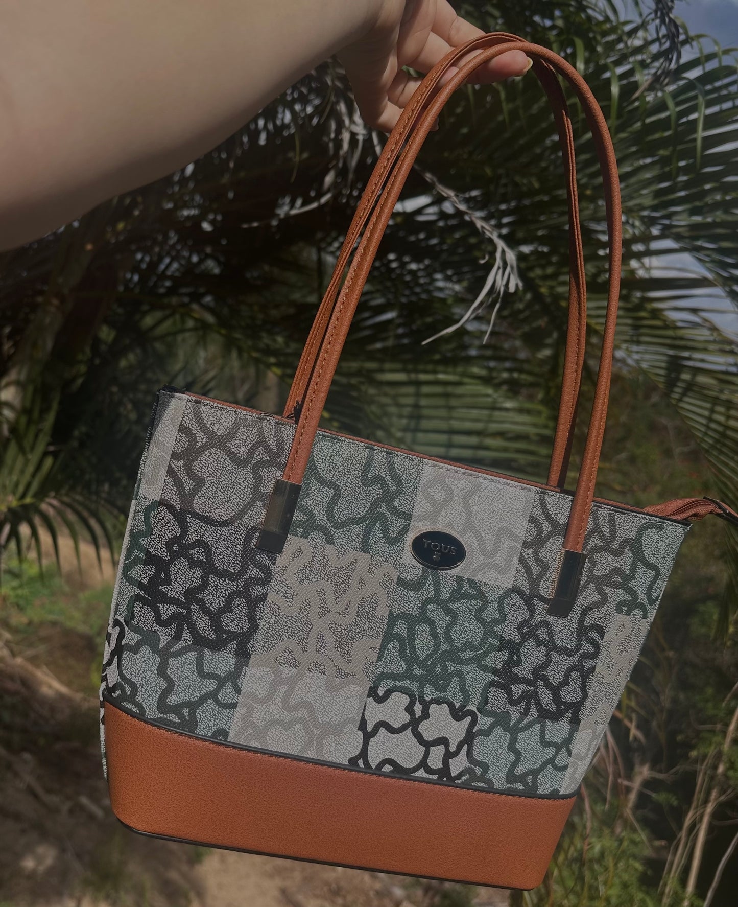 Many Bears Tote