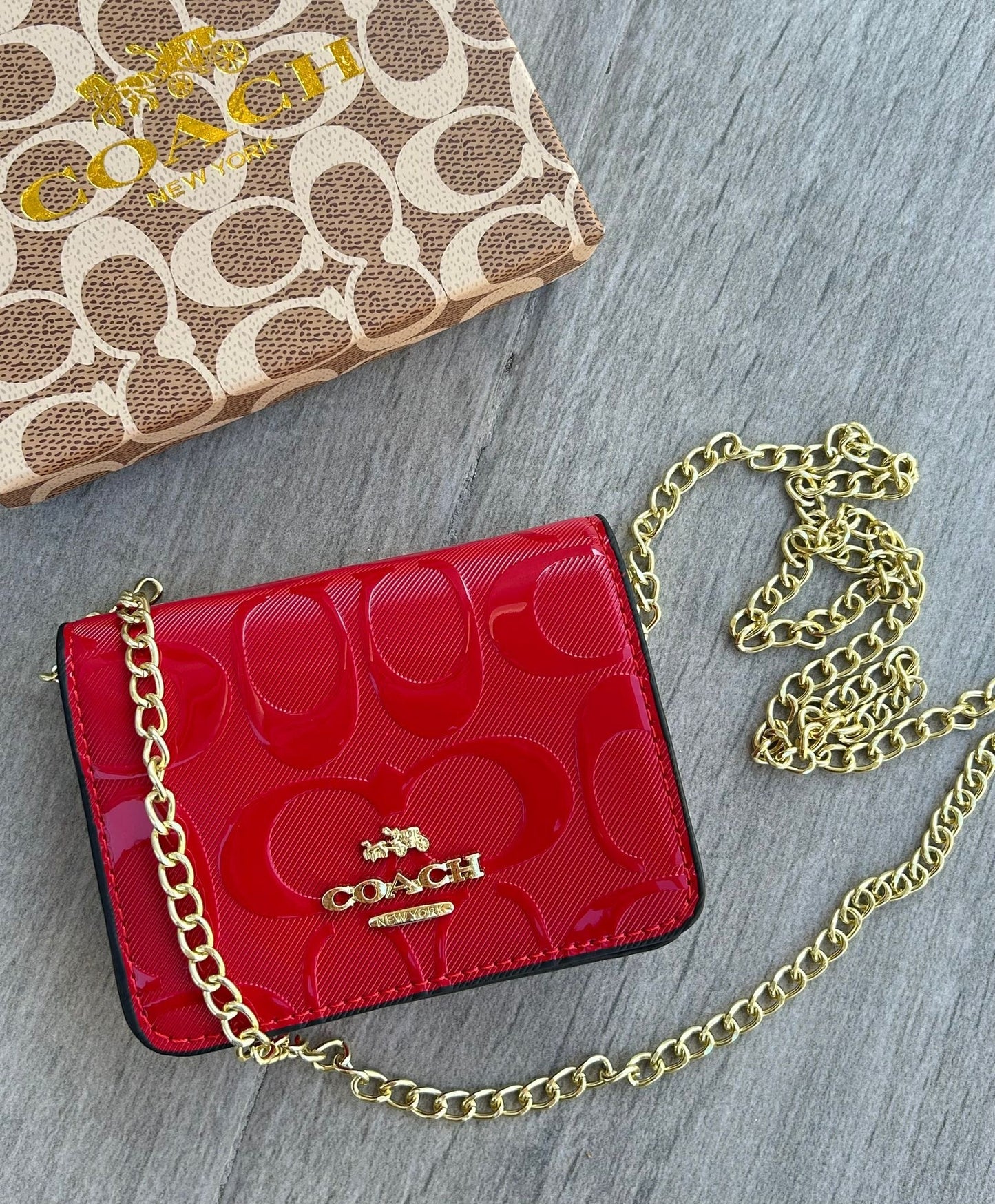 Charol Mini crossbody