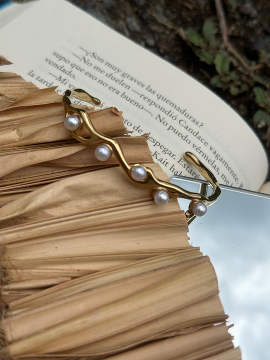 Tree Pearl Bangle