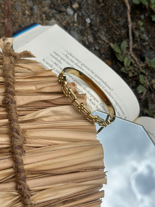 Crew Bangle