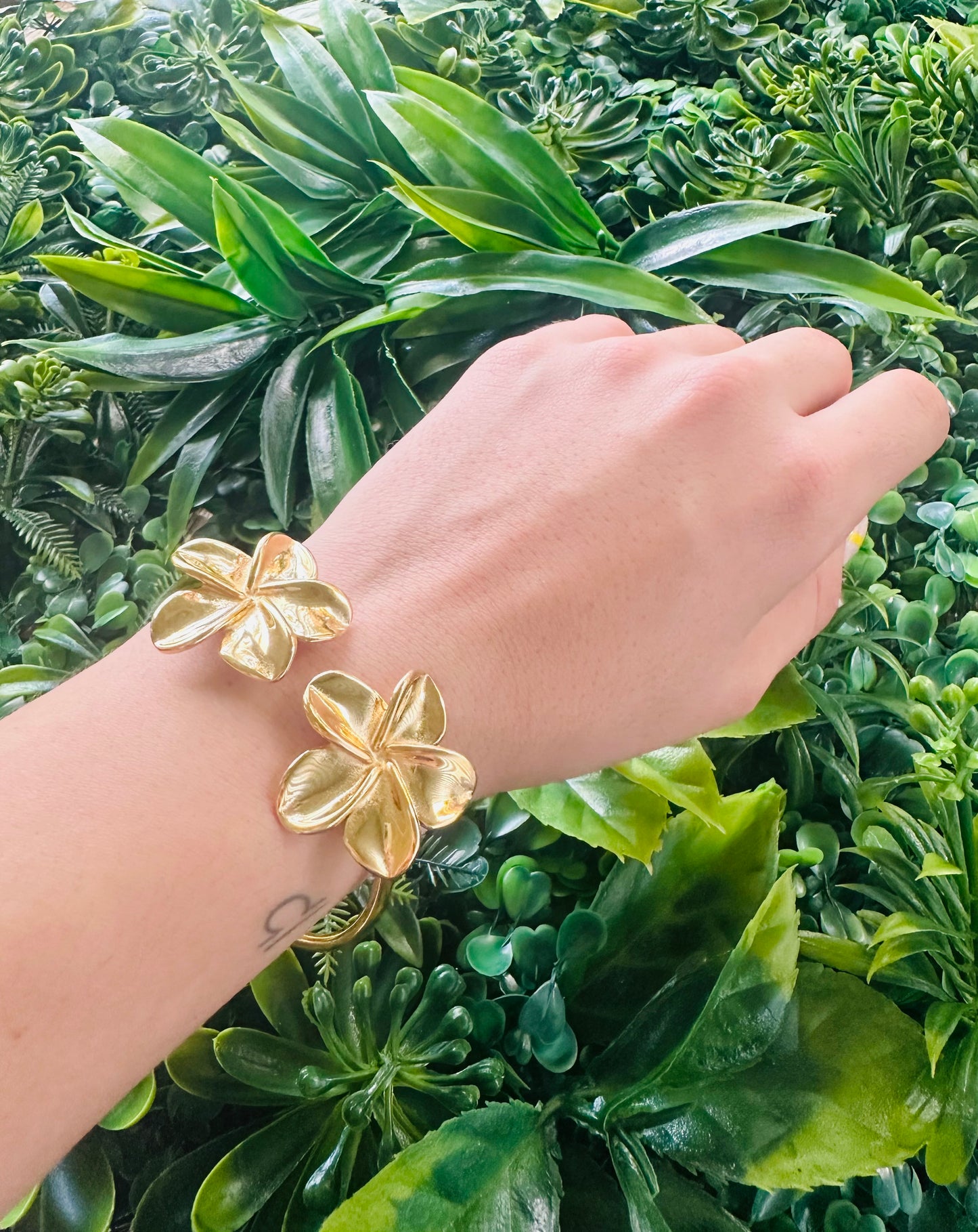 TWO Flowers bangle