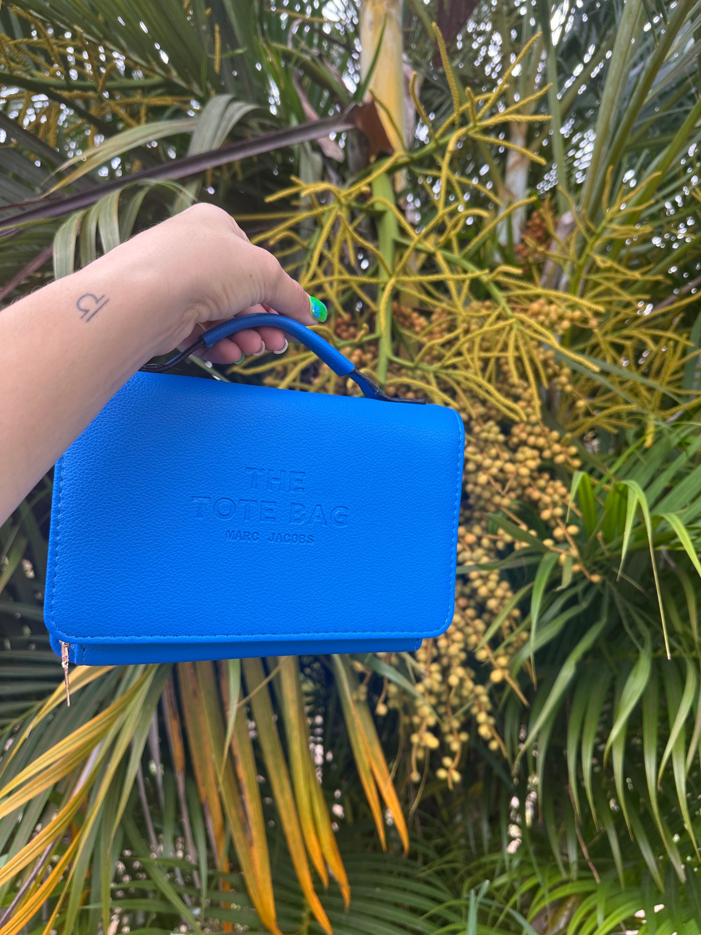 Royal Crossbody
