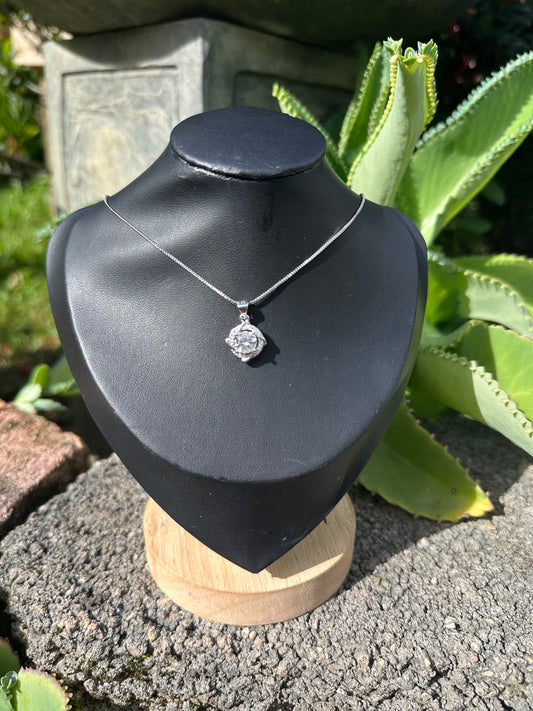 Swirl Necklace