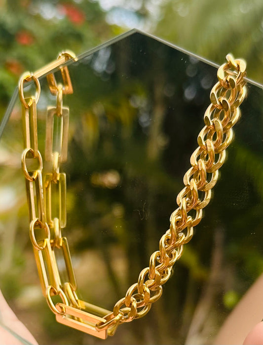 Sara Necklace